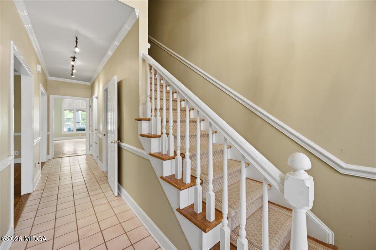 177 Brookstone Way Macon, GA 31210 - Photo 5 of 31 Foyer