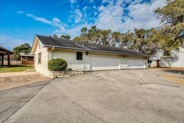 $1,200,000 | 1175 Enchanted Oaks Drive, Driftwood, TX 78619