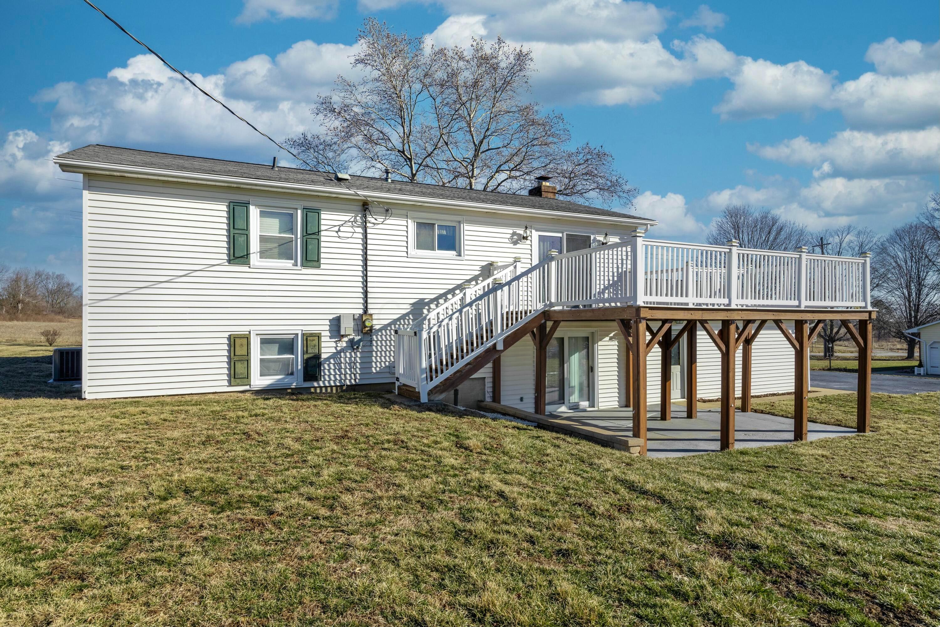 1661 Coonpath Road Northeast Lancaster, OH 43130 - Photo 17 of 23 tempImage5JRVlt