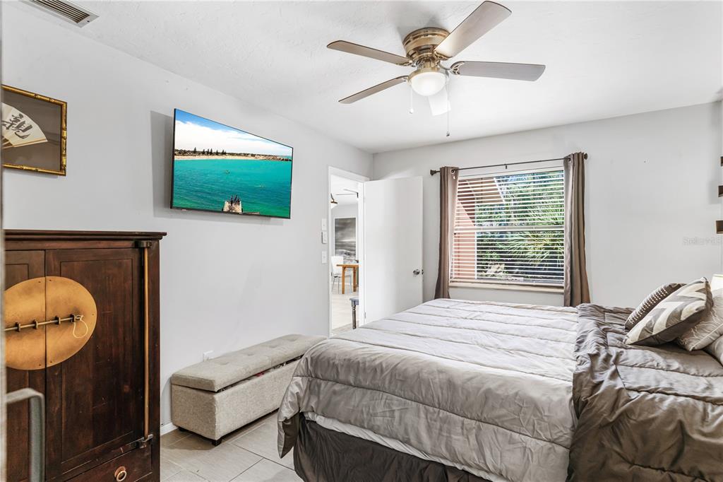 1276 Redstart Road Venice, FL 34293 - Photo 18 of 25