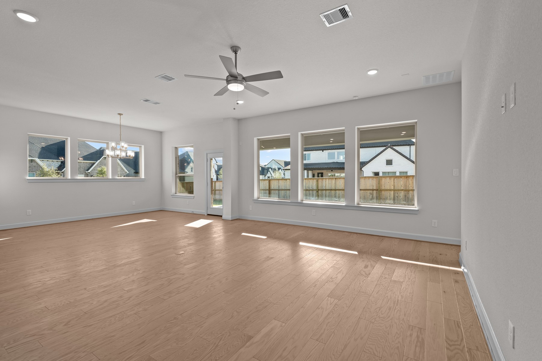 15829 Moran Meadow Street Conroe, TX 77302 - Photo 20 of 39 Photo does not represent actual home options and selection. Ask Sales consultant for specific selections.