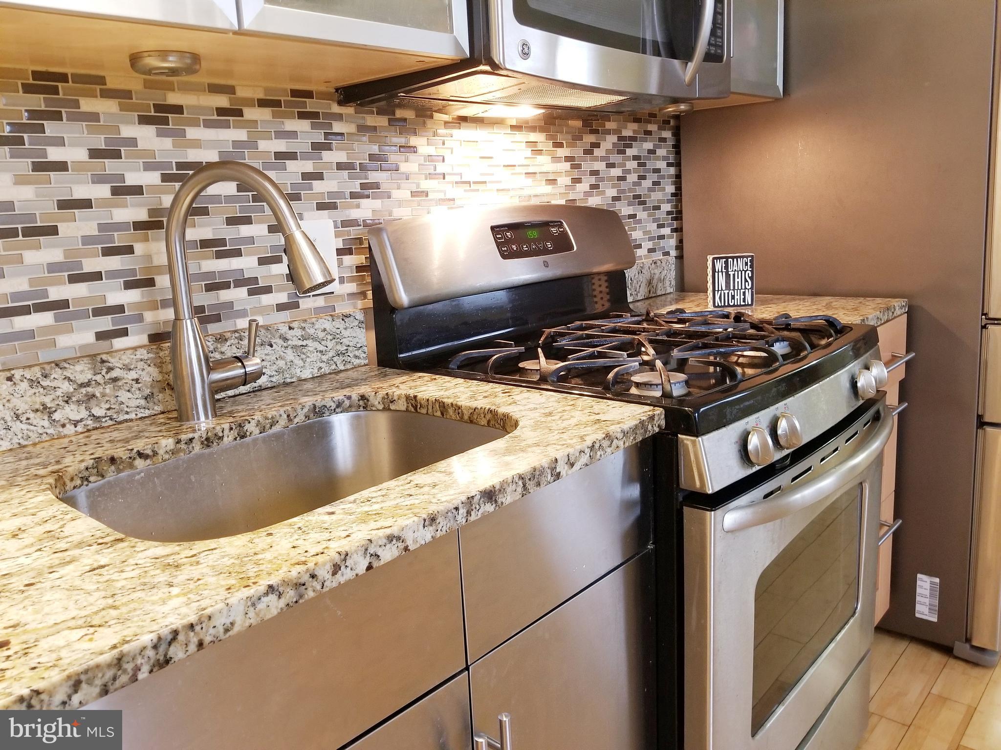 6004 Addison Road Capitol Heights, MD 20743 - Photo 7 of 36 Stainless Steel Deep Sink; GasStove