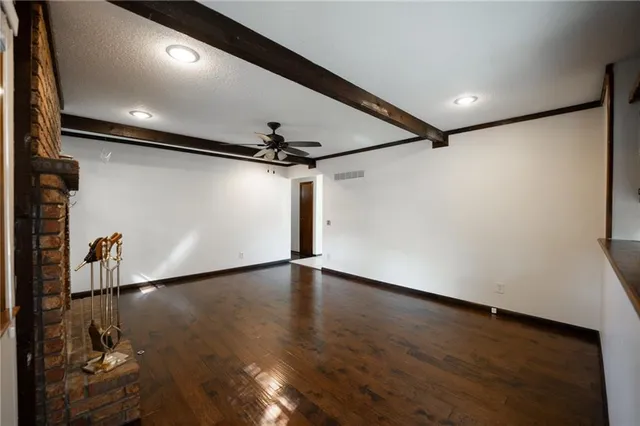 $330,000 | 801 East Piatt Lane, Olathe, KS 66061