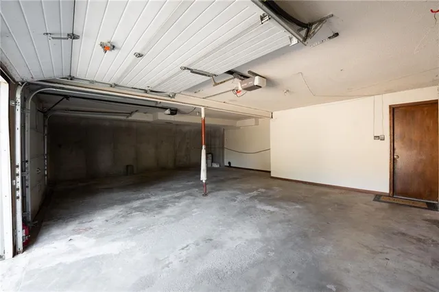 $330,000 | 801 East Piatt Lane, Olathe, KS 66061