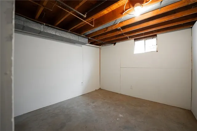 $330,000 | 801 East Piatt Lane, Olathe, KS 66061