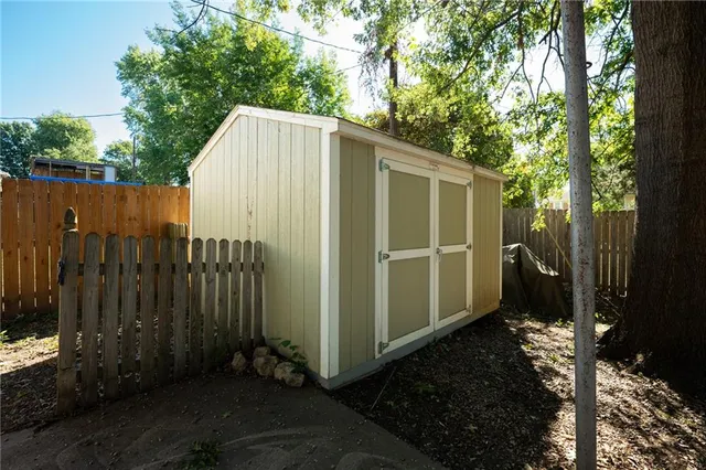 $330,000 | 801 East Piatt Lane, Olathe, KS 66061