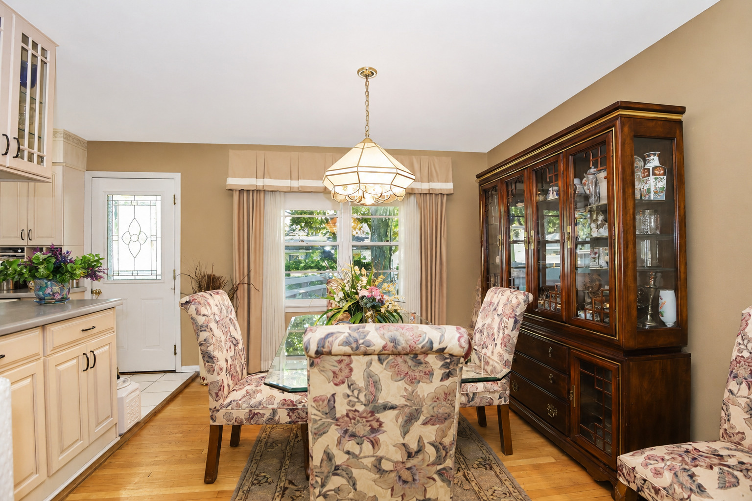 917 Army Trail Boulevard Addison, IL 60101 - Photo 5 of 26