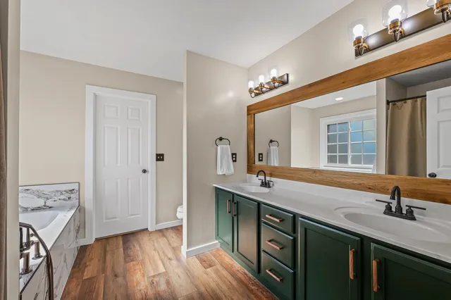 $369,900 | 1307 Farley Lane, Champaign, IL 61822