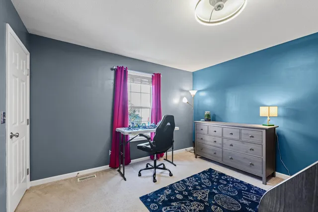 $369,900 | 1307 Farley Lane, Champaign, IL 61822