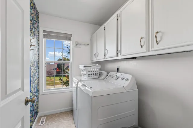 $369,900 | 1307 Farley Lane, Champaign, IL 61822