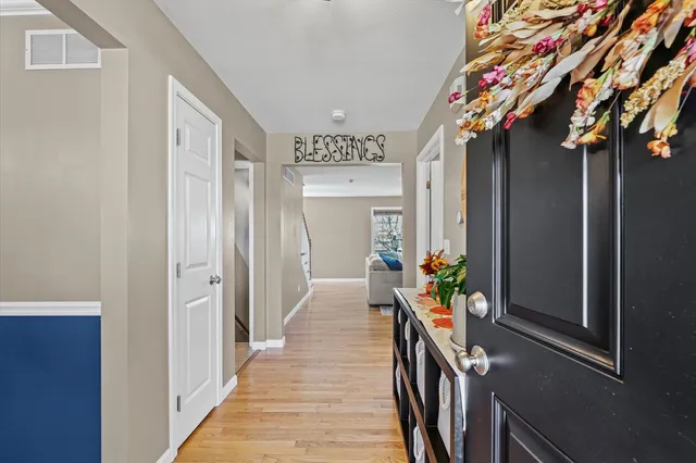 $369,900 | 1307 Farley Lane, Champaign, IL 61822