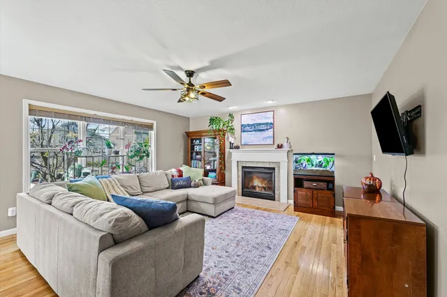 $369,900 | 1307 Farley Lane, Champaign, IL 61822