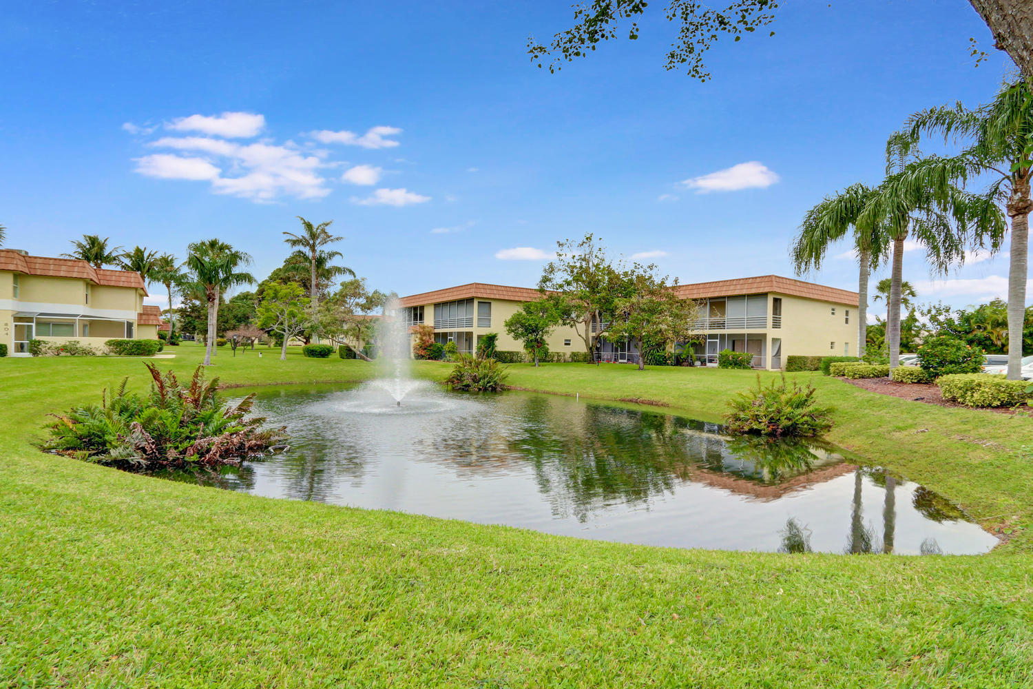 717 Highway 1, Unit 208 Jupiter, FL 33477 - Photo 18 of 18 717 US1 Unit 611 Jupiter FL-large-017-16