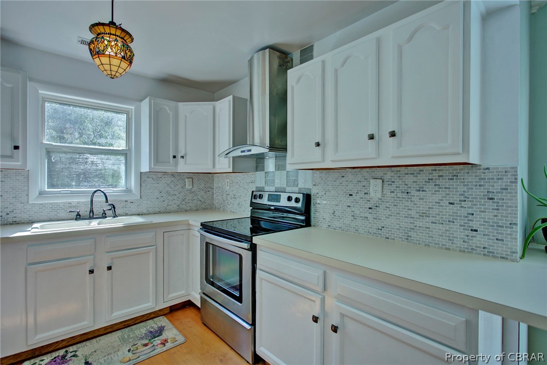 3464 Severn River Road Hayes, VA 23072 - Photo 15 of 30 Kitchen