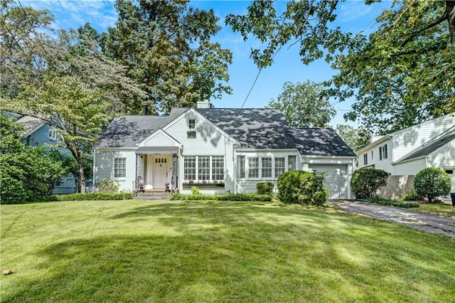 $699,999 | 2064 Edinburgh Terrace Northeast, Atlanta, GA 30307