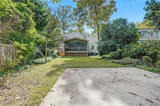 $699,999 | 2064 Edinburgh Terrace Northeast, Atlanta, GA 30307