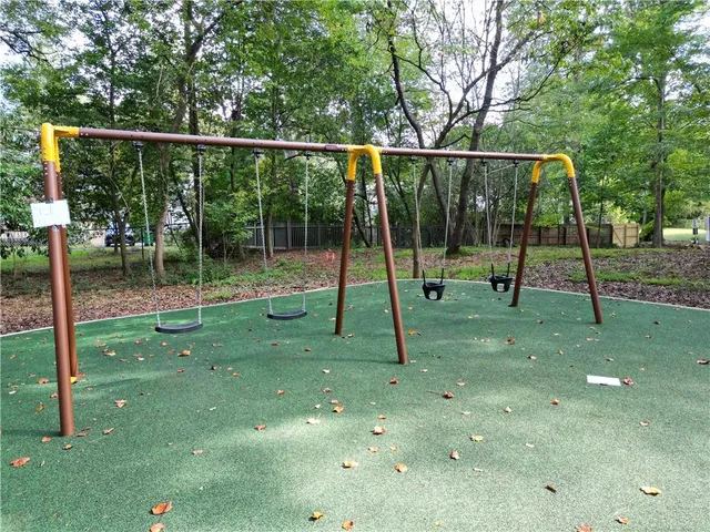 $699,999 | 2064 Edinburgh Terrace Northeast, Atlanta, GA 30307