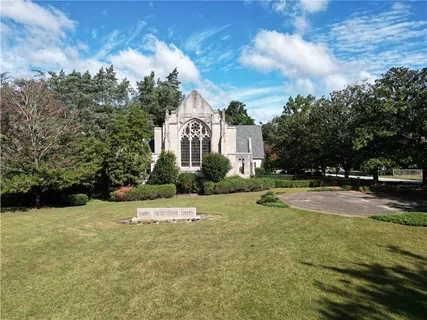 $699,999 | 2064 Edinburgh Terrace Northeast, Atlanta, GA 30307