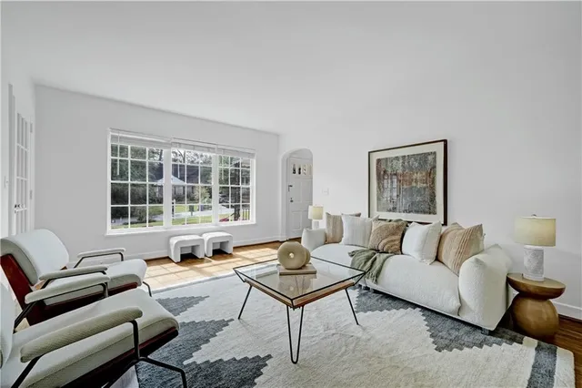 $699,999 | 2064 Edinburgh Terrace Northeast, Atlanta, GA 30307