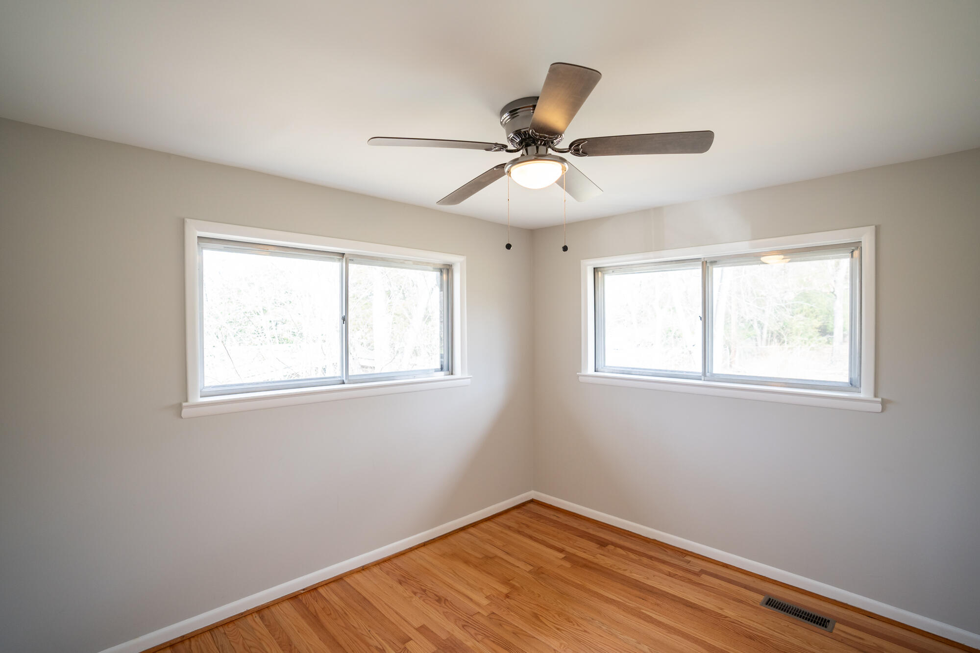 4617 Hancock Road Chattanooga, TN 37416 - Photo 23 of 47 2nd bedroom