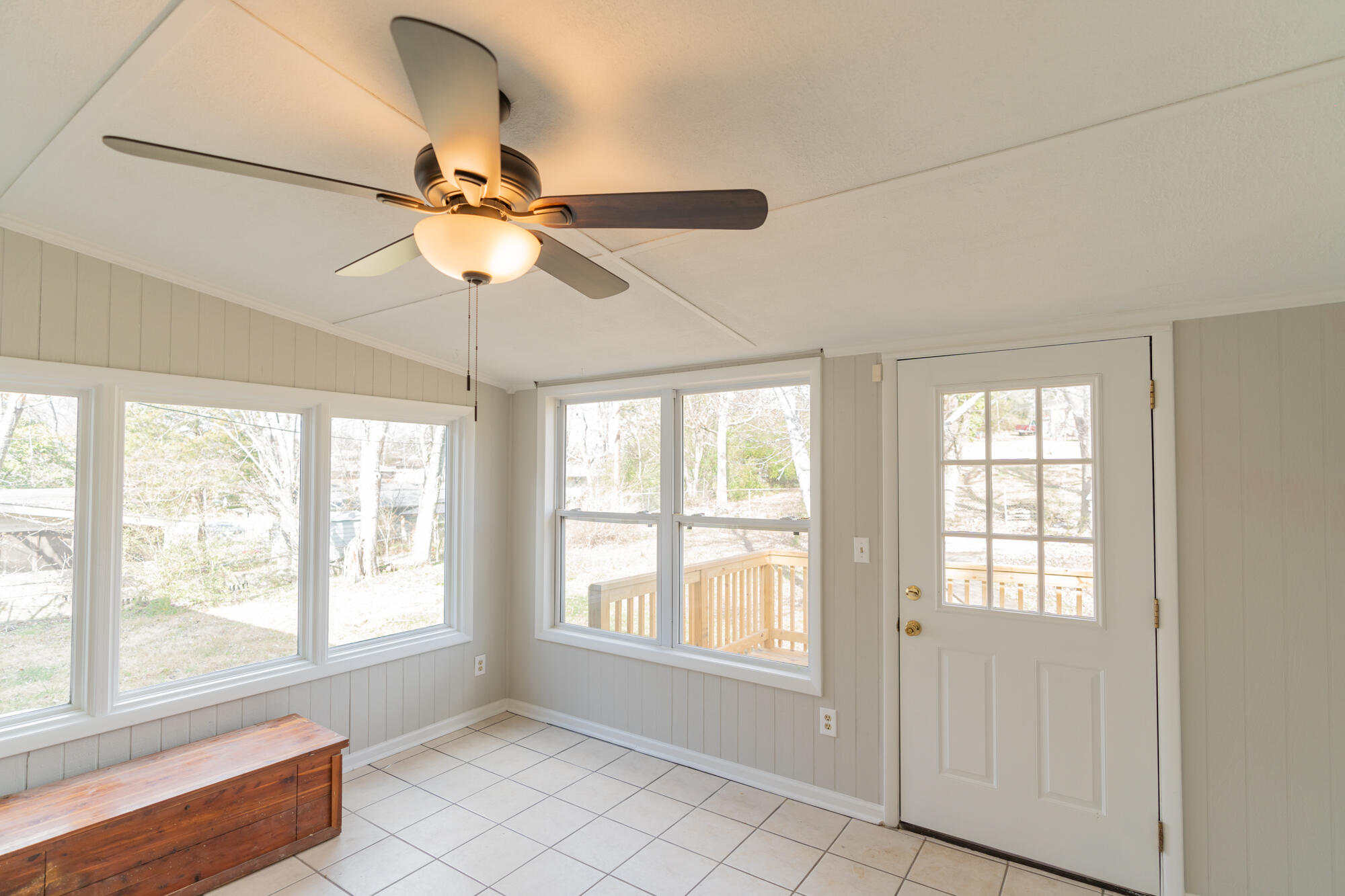 4617 Hancock Road Chattanooga, TN 37416 - Photo 9 of 47 Sunroom