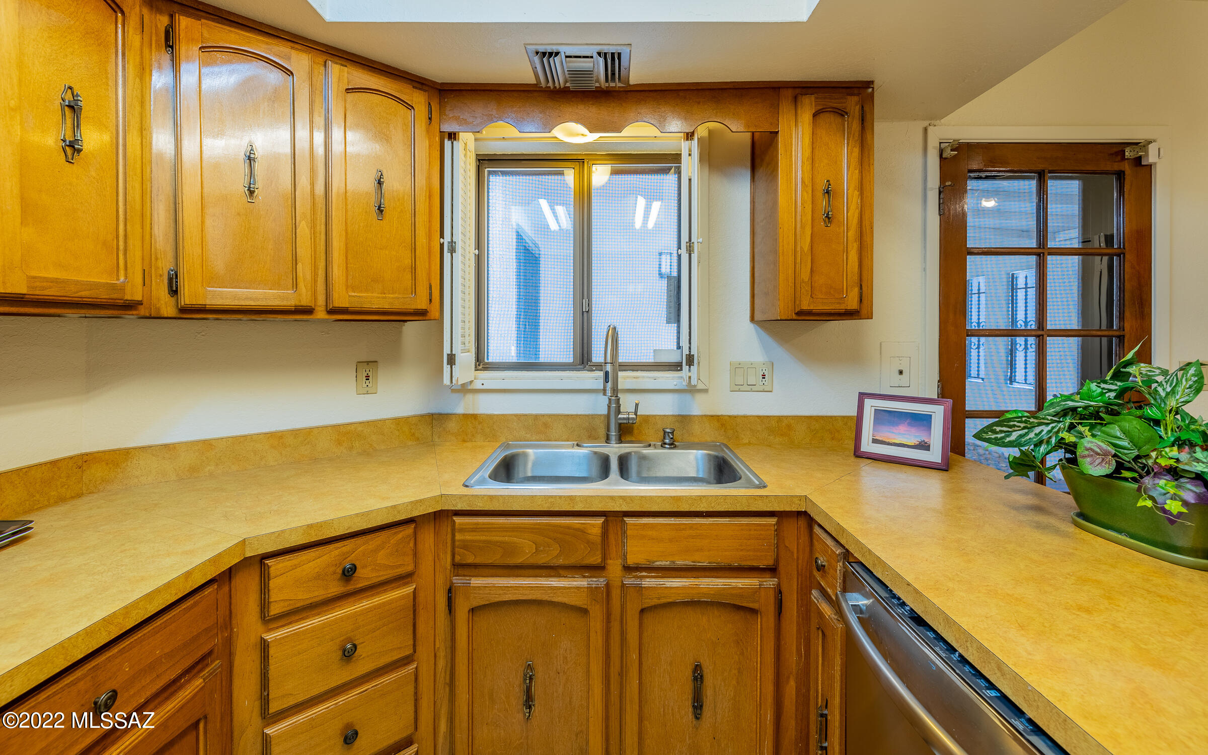 617 North Richey Boulevard Tucson, AZ 85716 - Photo 15 of 33