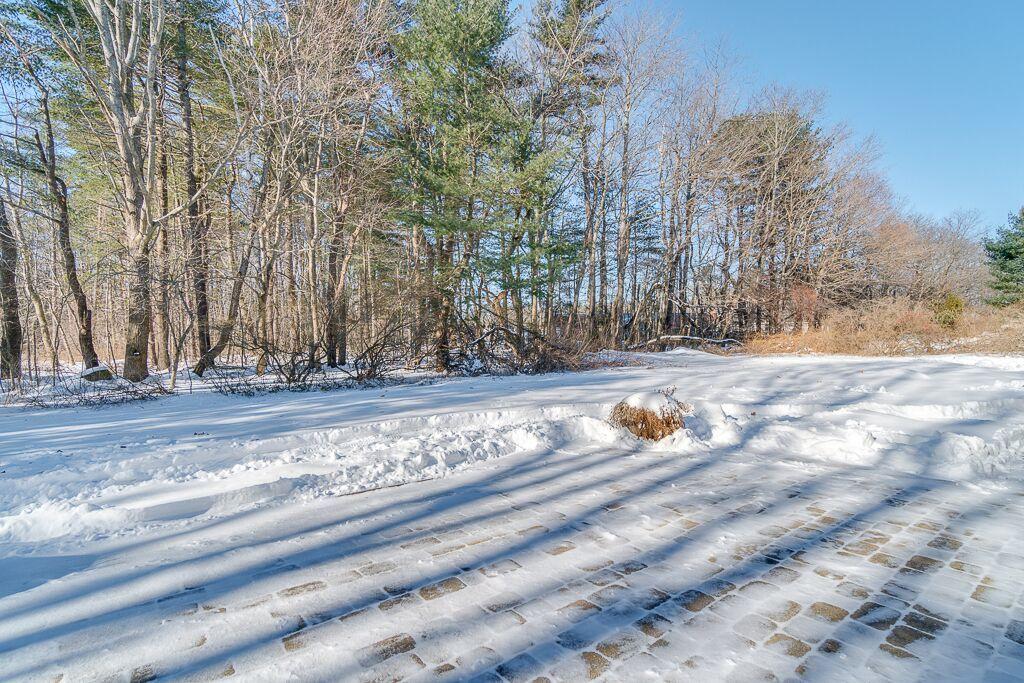 7 Ole Musket Road Scarborough, ME 04074 - Photo 8 of 43 20