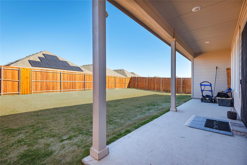 512 Capstone Court Princeton, TX 75407 - Photo 7 of 32 a house view with a garden space