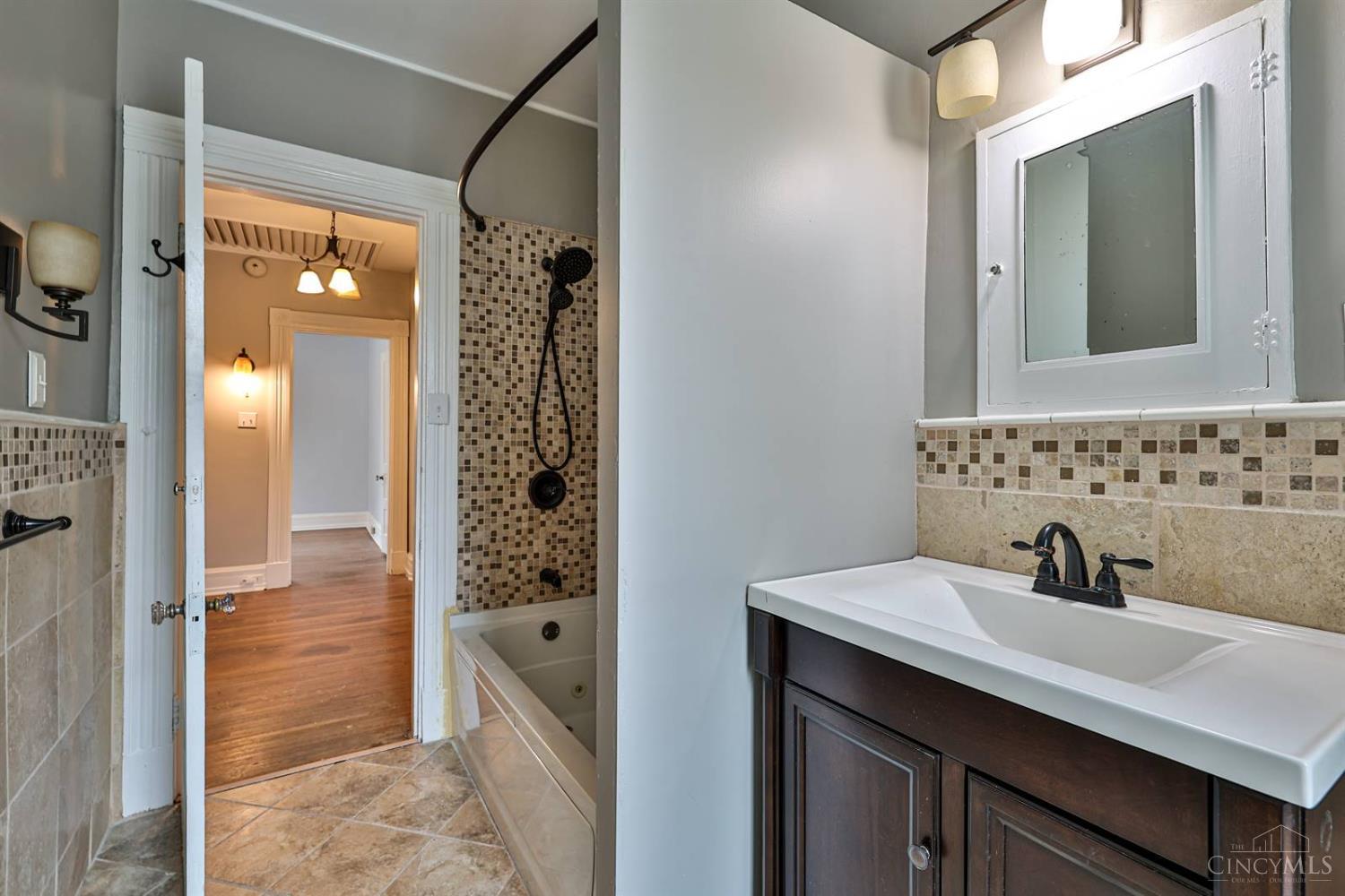 269 Compton Road Wyoming, OH 45215 - Photo 40 of 56 Gallery Image 40