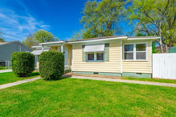 $220,000 | 1713 Strawberry Lane, Hixson, TN 37343