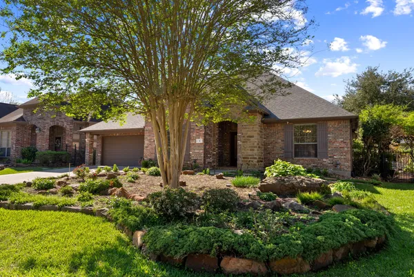 $3,250 | 31 North Warbler Bend Circle, The Woodlands, TX 77382