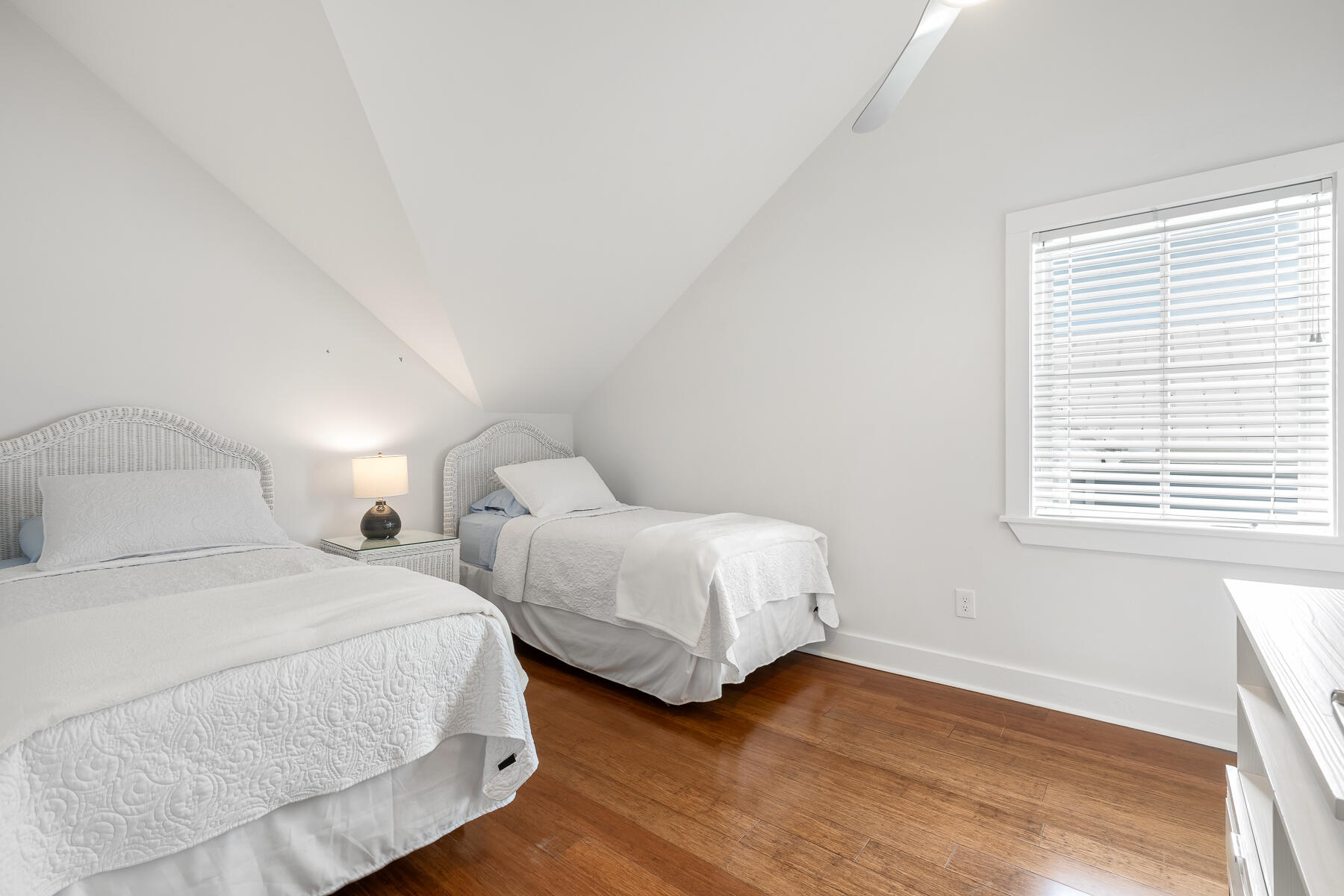 1011 Simonton Street, Unit 1 Key West, FL 33040 - Photo 26 of 33 1011 SIMONTON ST #1 WEB-28