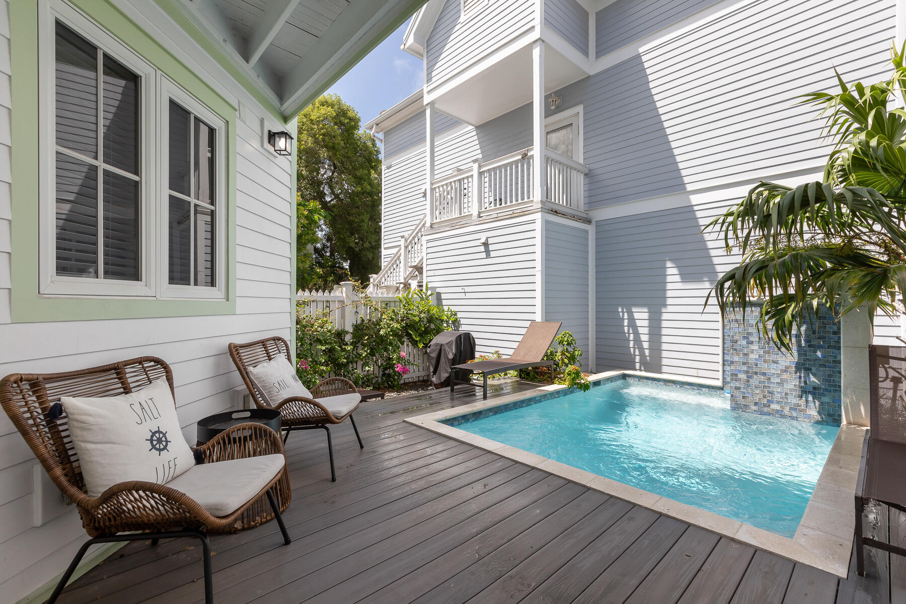 1011 Simonton Street, Unit 1 Key West, FL 33040 - Photo 28 of 33 1011 SIMONTON ST #1 WEB-30