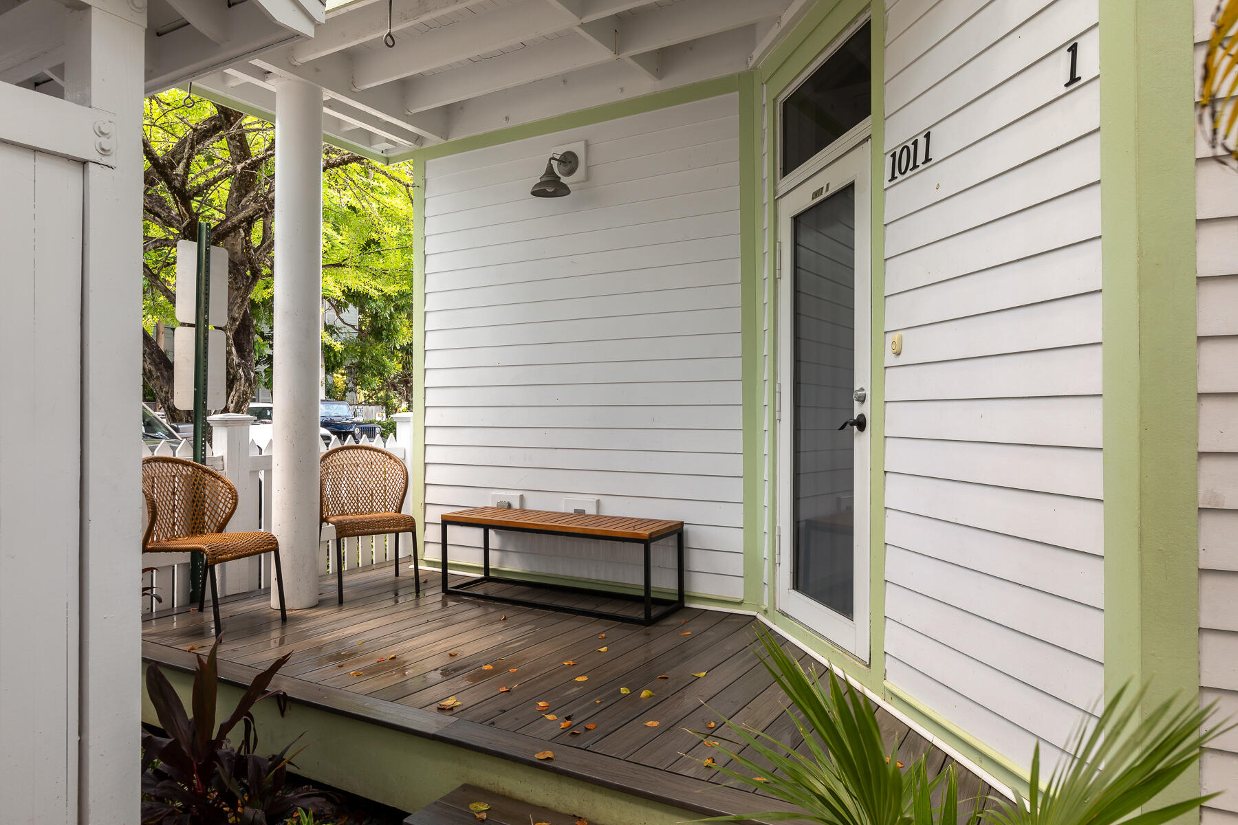 1011 Simonton Street, Unit 1 Key West, FL 33040 - Photo 3 of 33 1011 SIMONTON ST #1 WEB-4