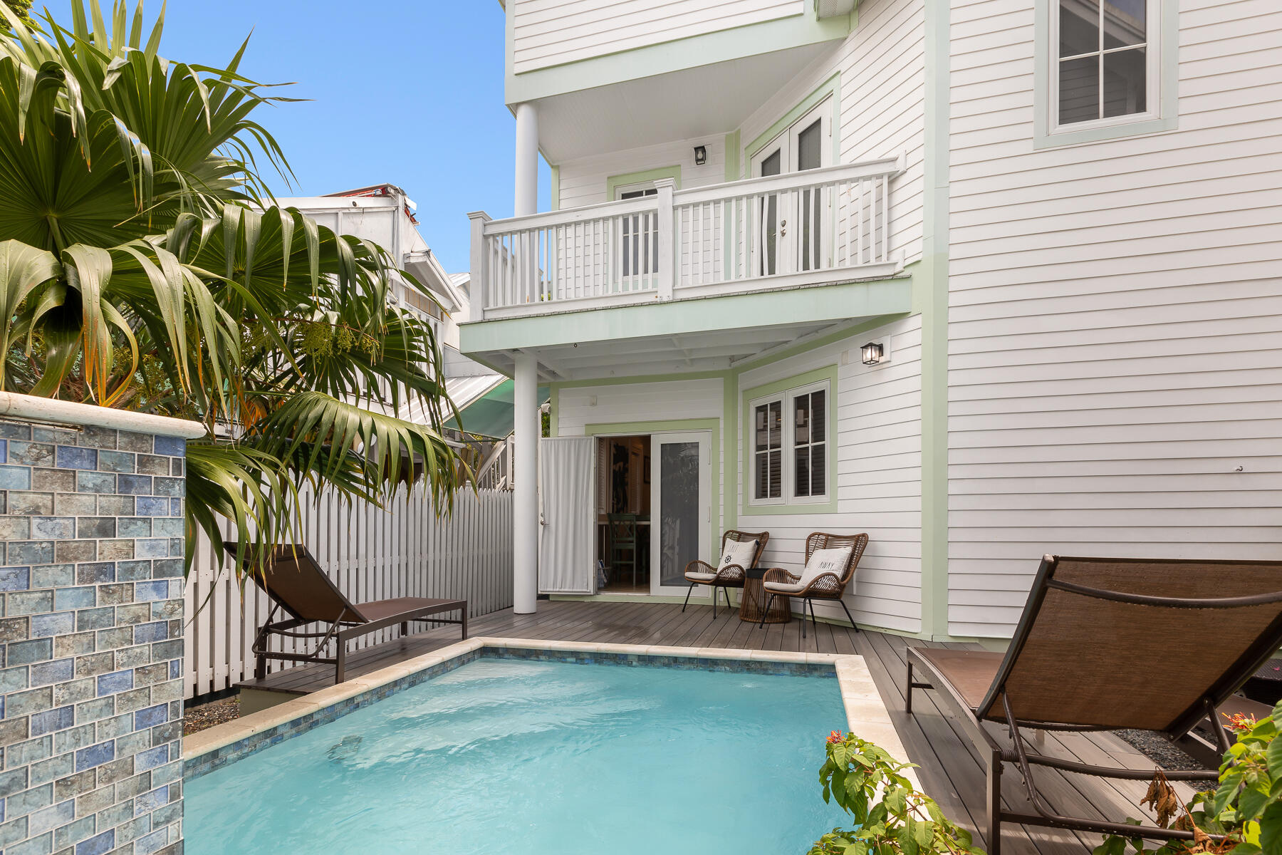 1011 Simonton Street, Unit 1 Key West, FL 33040 - Photo 31 of 33 1011 SIMONTON ST #1 WEB-33