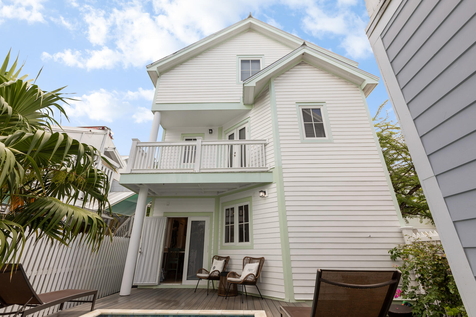 1011 Simonton Street, Unit 1 Key West, FL 33040 - Photo 32 of 33 1011 SIMONTON ST #1 WEB-34