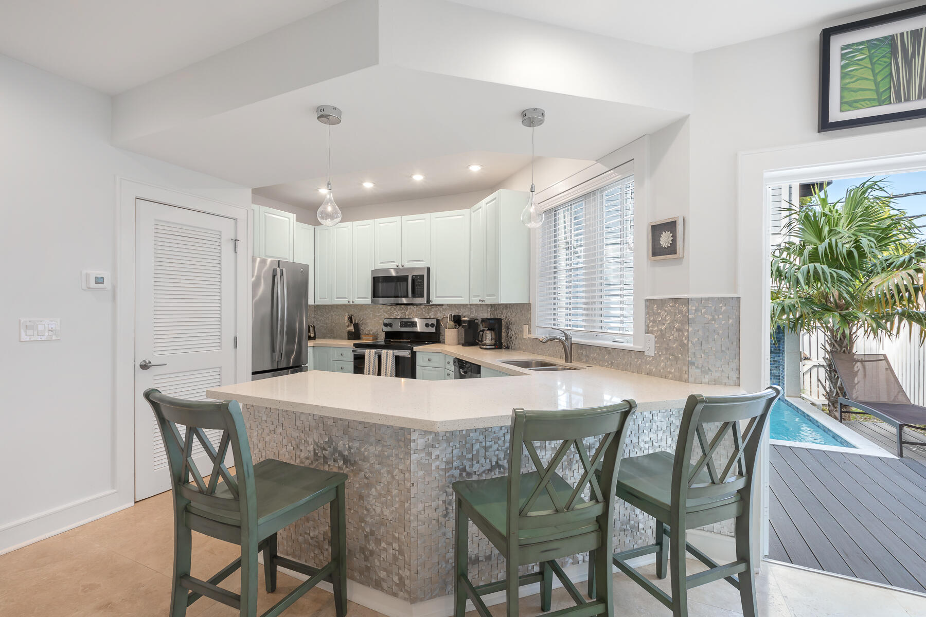 1011 Simonton Street, Unit 1 Key West, FL 33040 - Photo 9 of 33 1011 SIMONTON ST #1 WEB-10