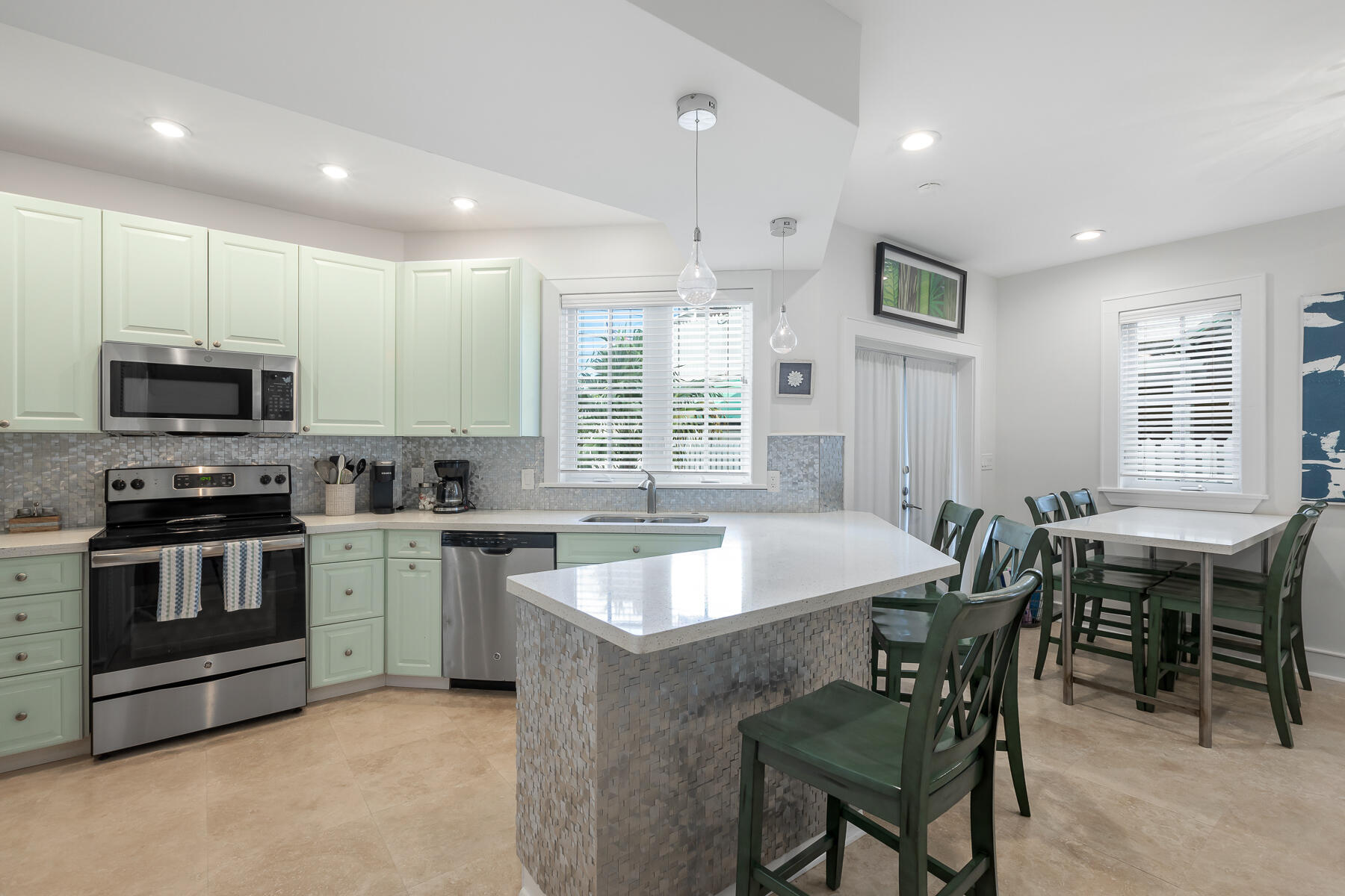 1011 Simonton Street, Unit 1 Key West, FL 33040 - Photo 10 of 33 1011 SIMONTON ST #1 WEB-11