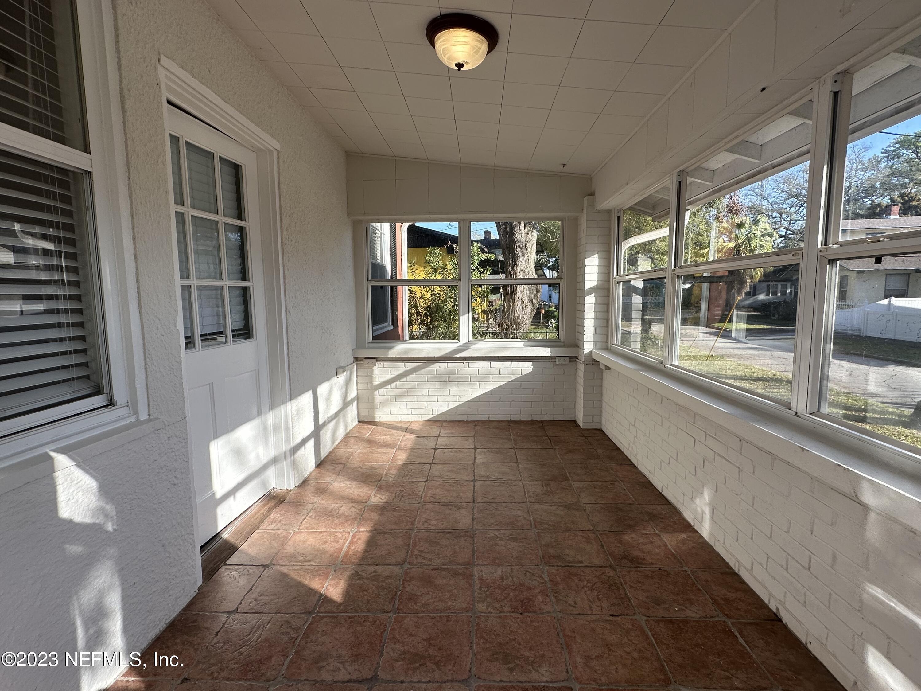 1824 Perry Place Jacksonville, FL 32207 - Photo 3 of 20 IMG-1772