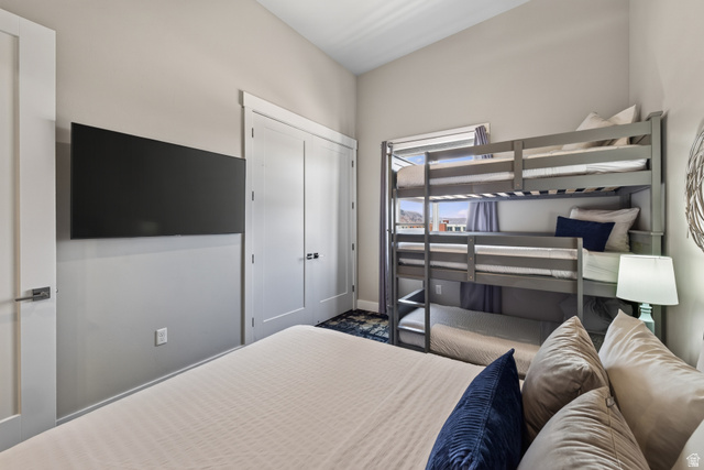 2331 Mesa Road, Unit D11 Moab, UT 84532 - Photo 20 of 40 Third bedroom