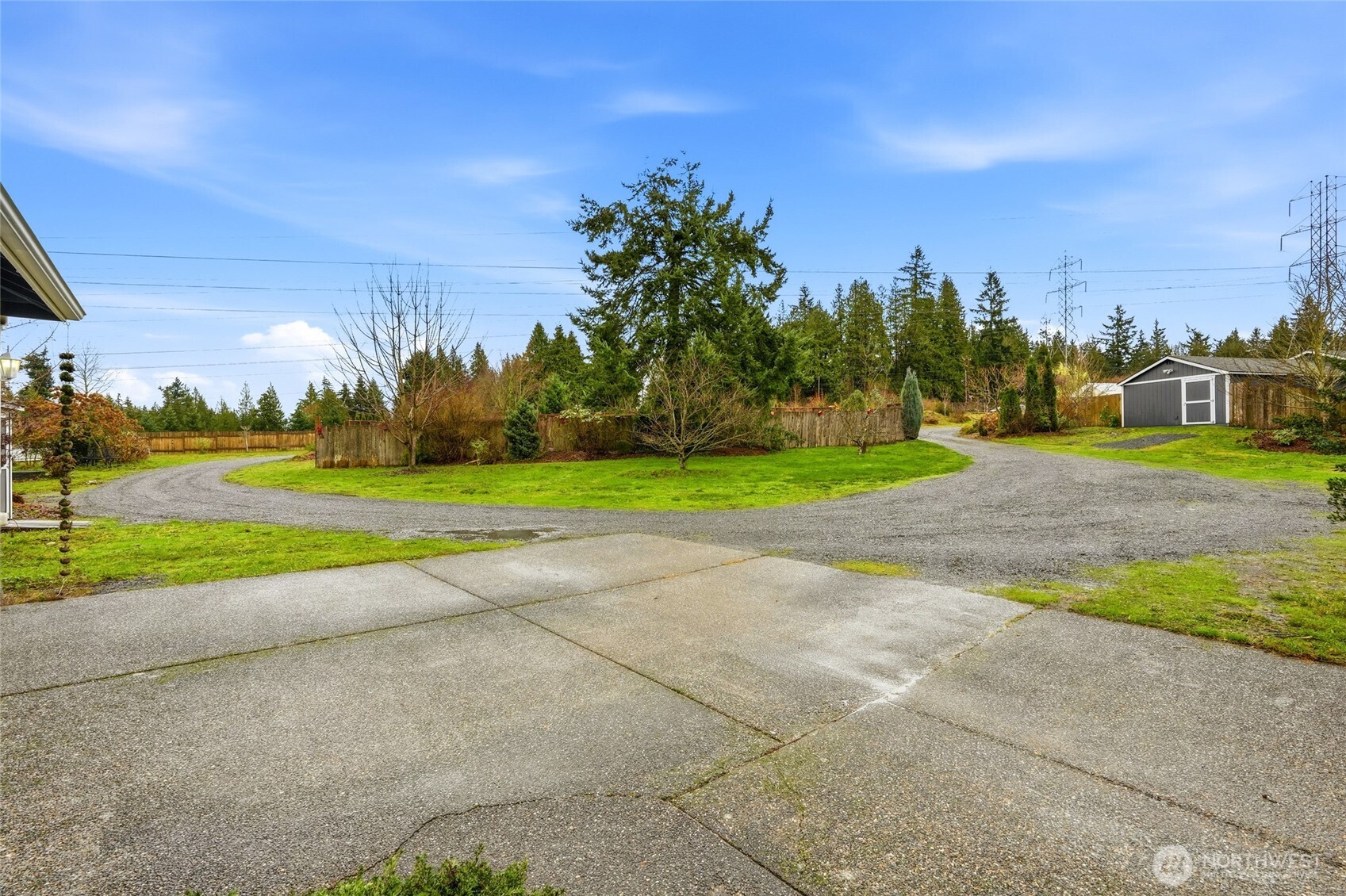 8017 64th Street Southeast Snohomish, WA 98290 - Photo 31 of 39 a view of a basketball court