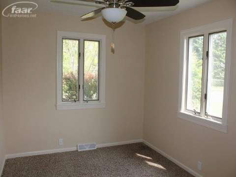 10184 North Clio Road Clio, MI 48420 - Photo 32 of 66 20403918-31.JPG