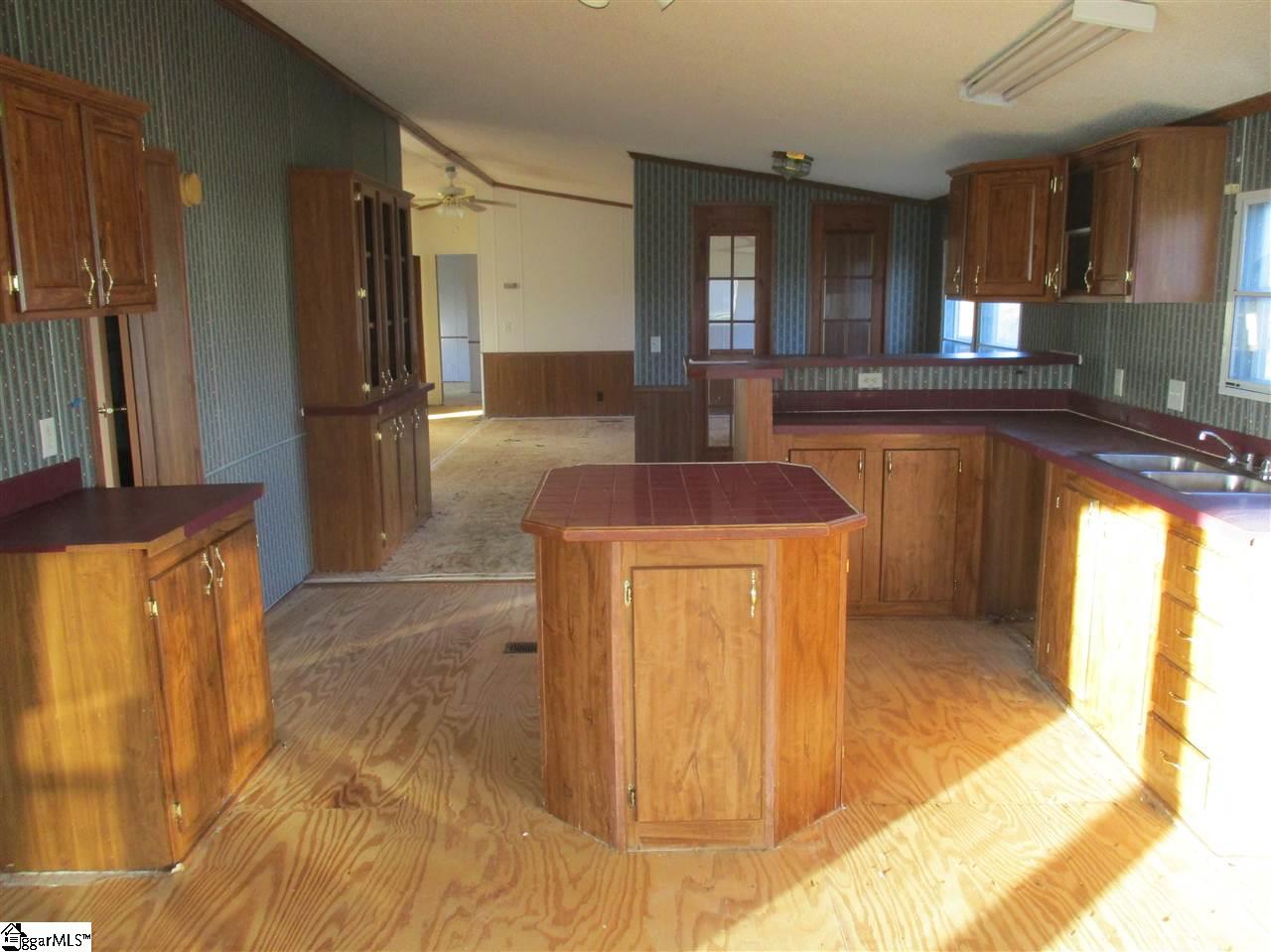 1 Ashley Hall Road Fountain Inn, SC 29644 - Photo 5 of 16