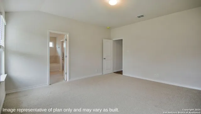 $319,999 | 12820 El Arrayan, Converse, TX 78109