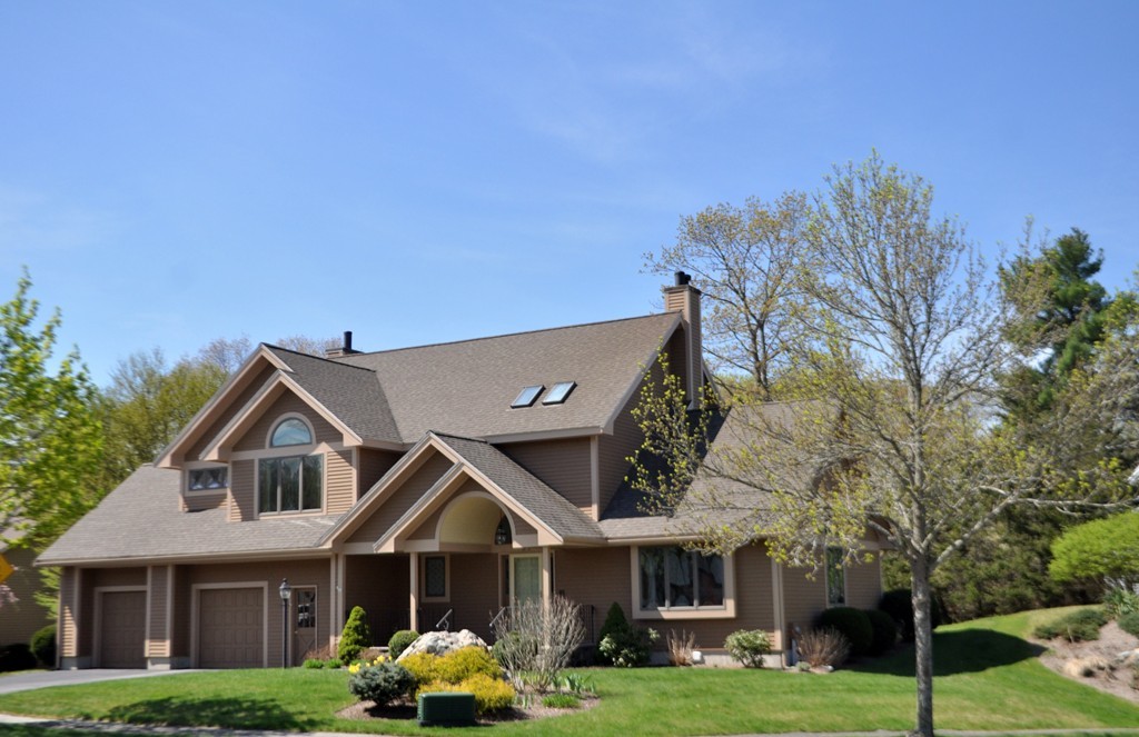 39 Andrews Road Wakefield, MA 01880 - Photo 1 of 30 Gallery Image 1