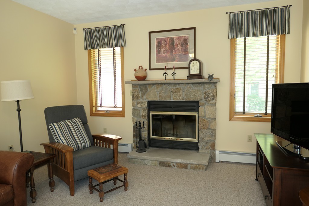 39 Andrews Road Wakefield, MA 01880 - Photo 11 of 30 Gallery Image 11