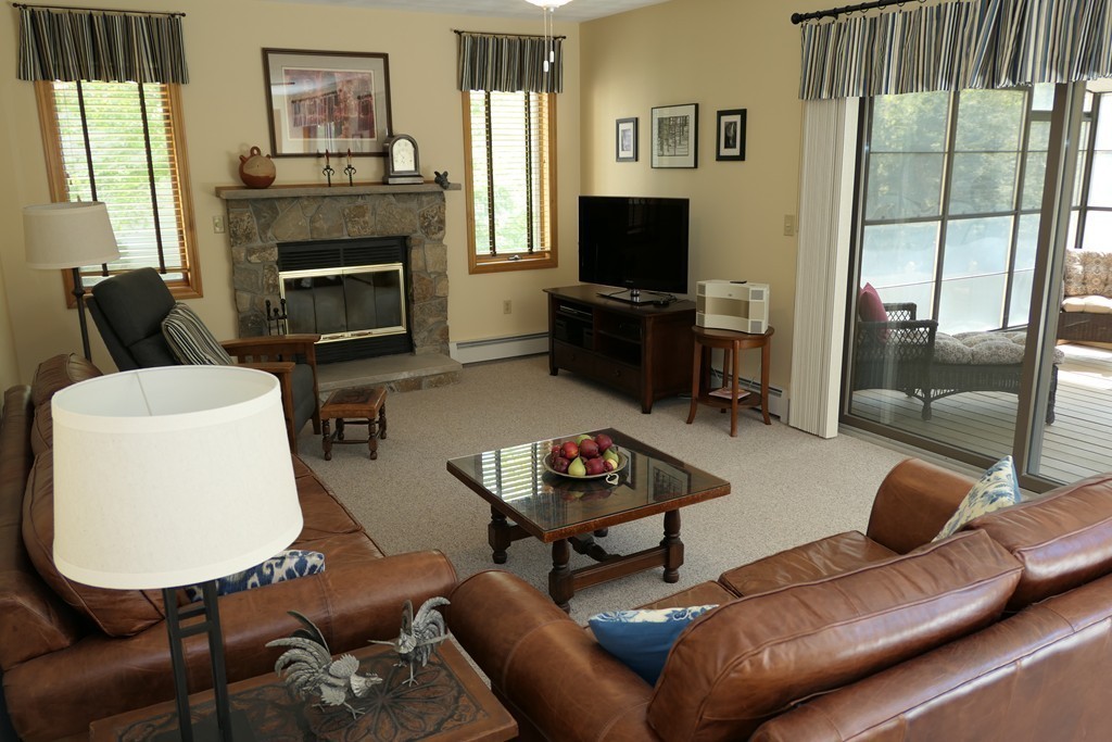 39 Andrews Road Wakefield, MA 01880 - Photo 10 of 30 Gallery Image 10