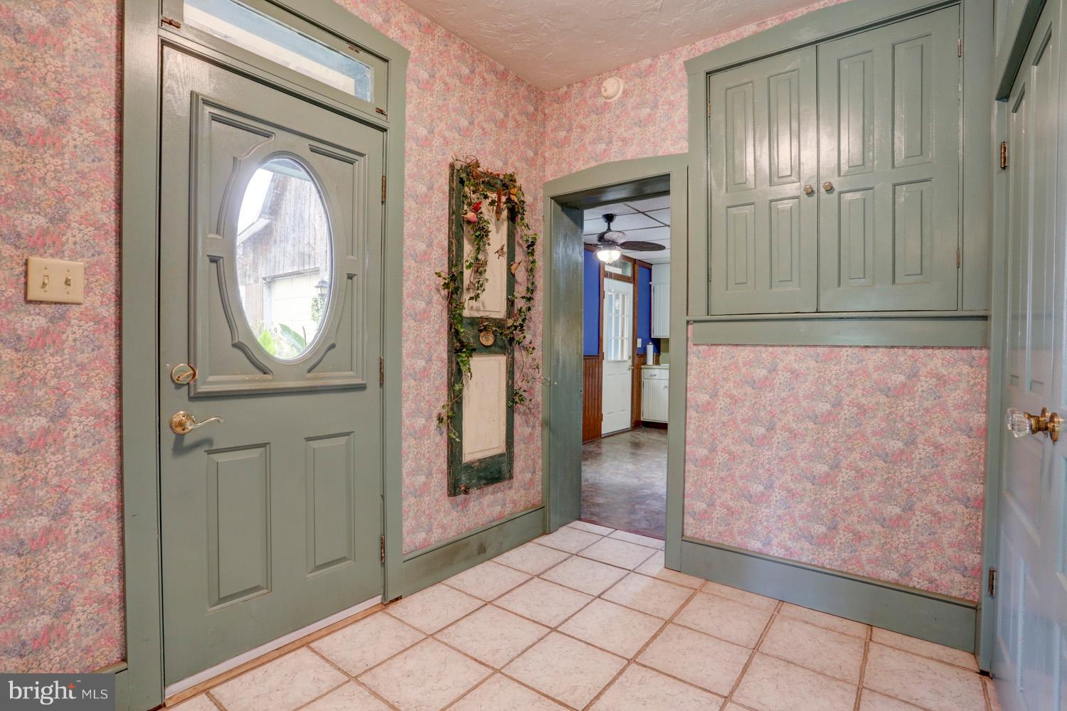 307 East Meadow Valley Road Lititz, PA 17543 - Photo 22 of 47