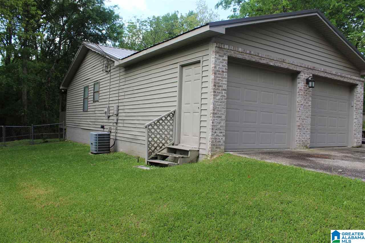 809 11th Street Pleasant Grove, AL 35127 - Photo 3 of 18