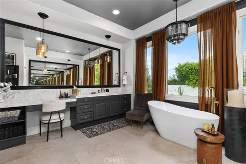 $3,850,000 | 24 Hawthorne Lane, Coto de Caza, CA 92679